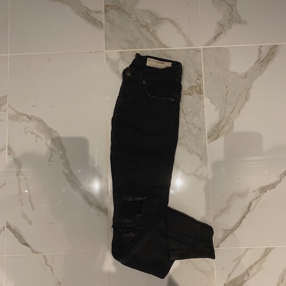 Rag and Bone Black ripped skinny jeans! - Picture 2 of 4